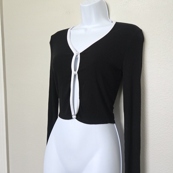 Hayley & June Ribbed Knit Black Crop Cardigan Size XS - Picture 5 of 11
